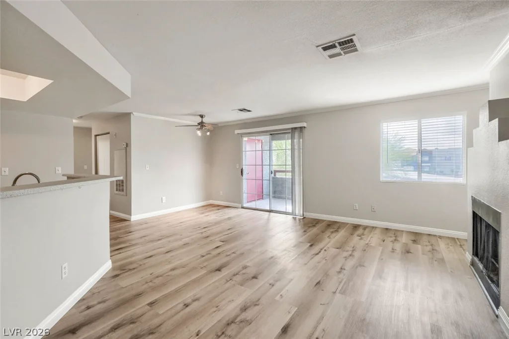 8600 CHARLESTON BL, Las Vegas, NV 89145