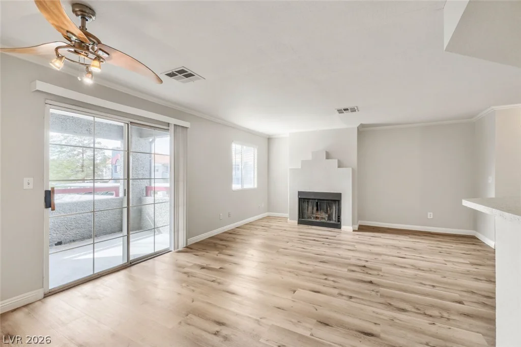 8600 CHARLESTON BL, Las Vegas, NV 89145