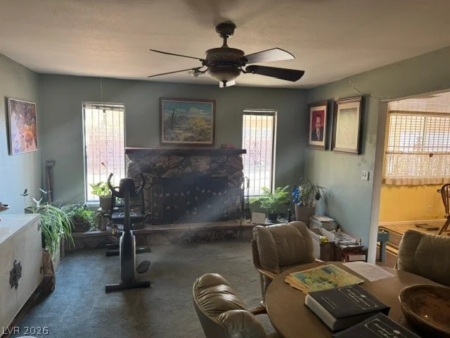 4825 Mohave, Las Vegas, NV 89104