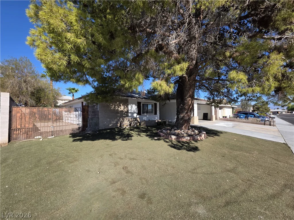 212 Bradshaw, Las Vegas, NV 89145