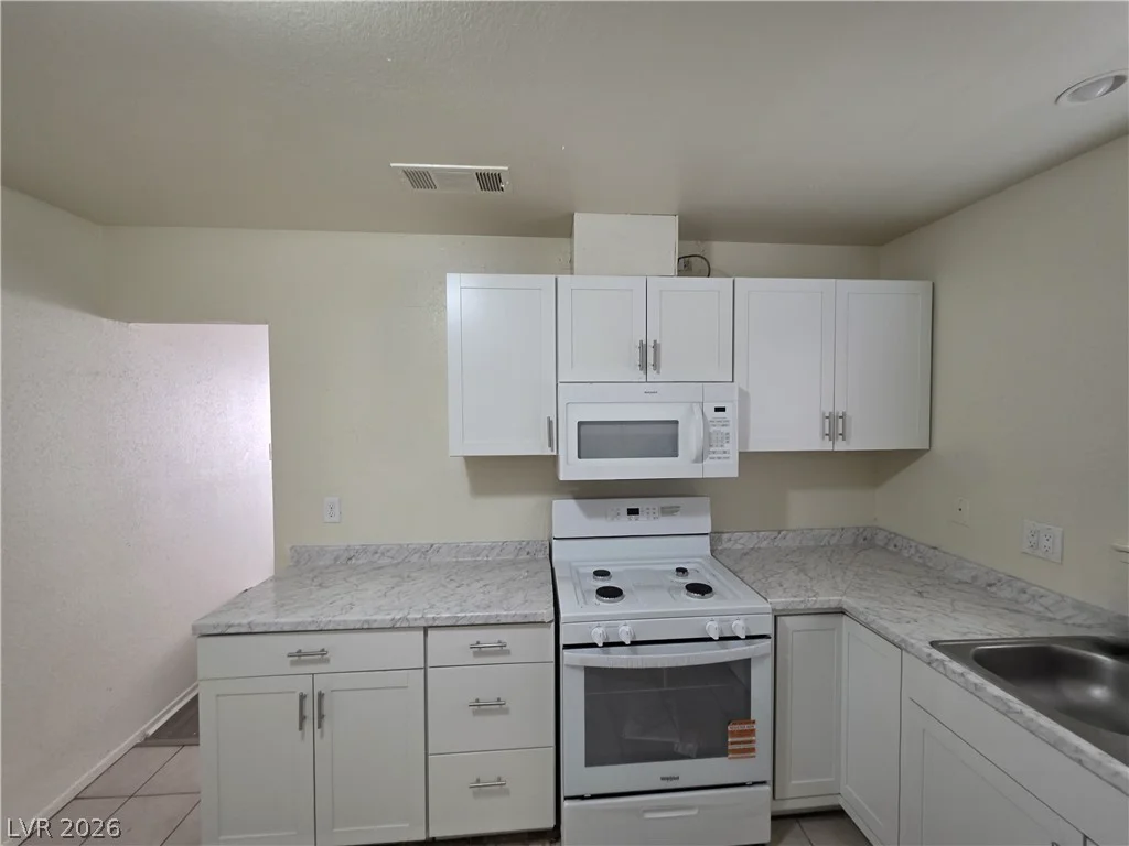 212 Bradshaw, Las Vegas, NV 89145