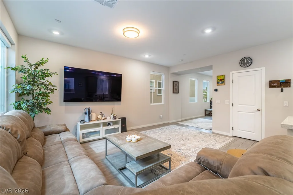 10661 Enridge, Las Vegas, NV 89166
