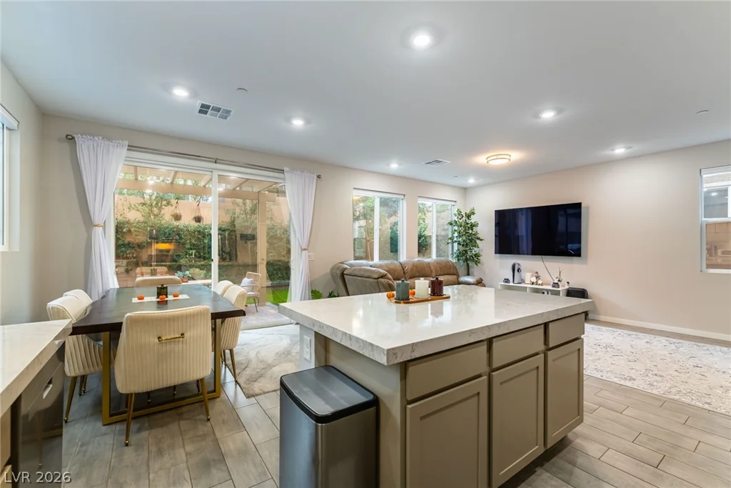 10661 Enridge, Las Vegas, NV 89166