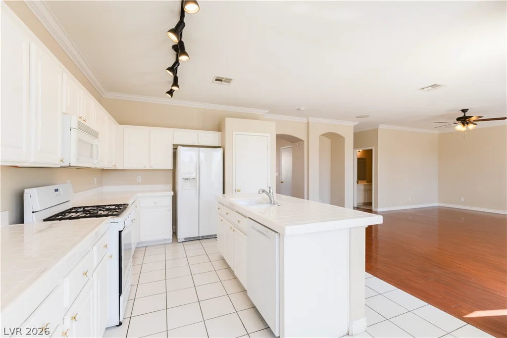 5105 Wapiti Point, Las Vegas, NV 89130