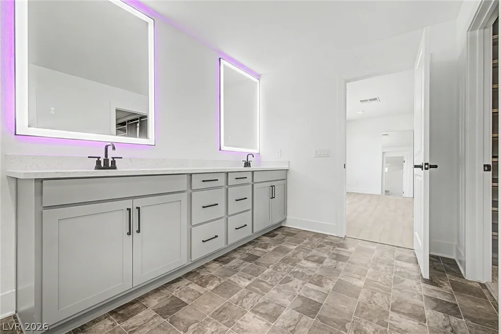 7094 Bold Rock, Las Vegas, NV 89113