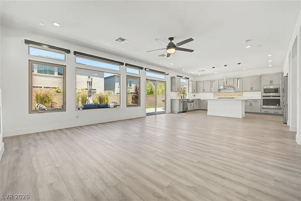 7094 Bold Rock, Las Vegas, NV 89113