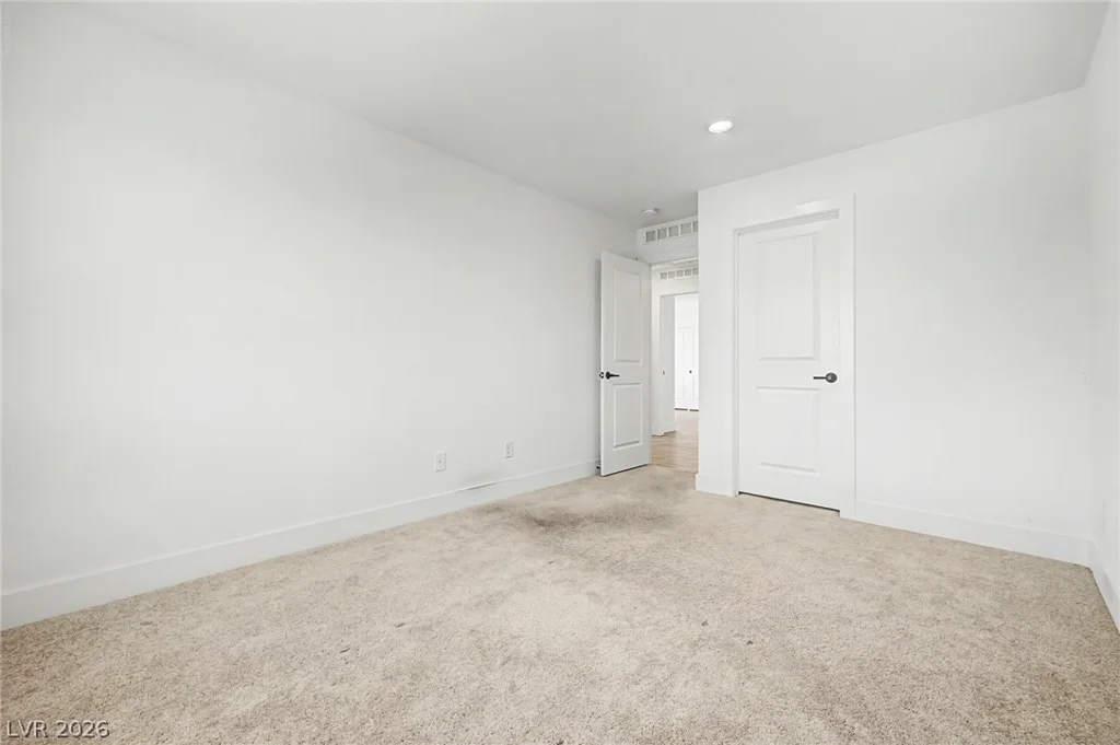7094 Bold Rock, Las Vegas, NV 89113