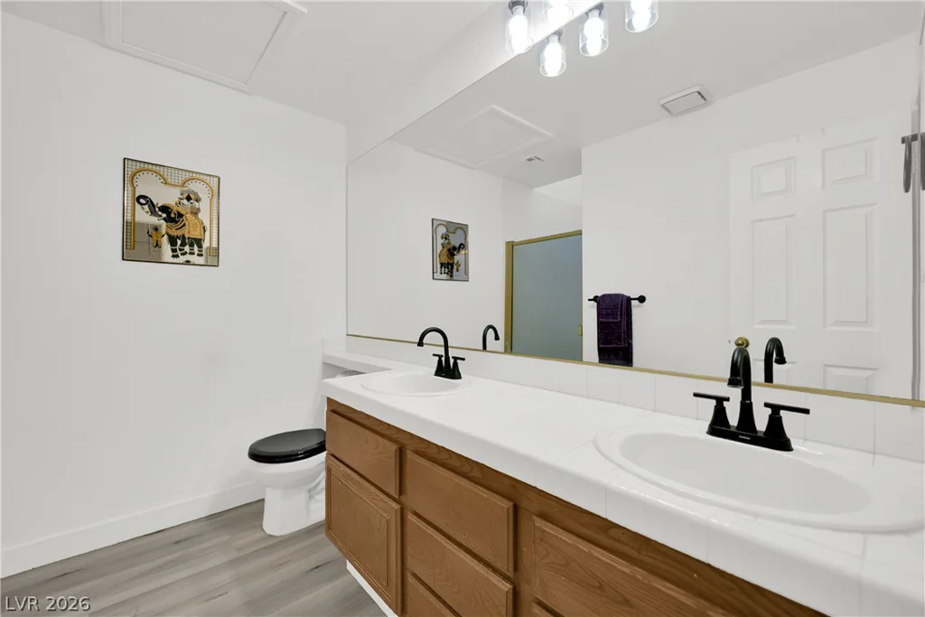 571 Cervantes, Henderson, NV 89014