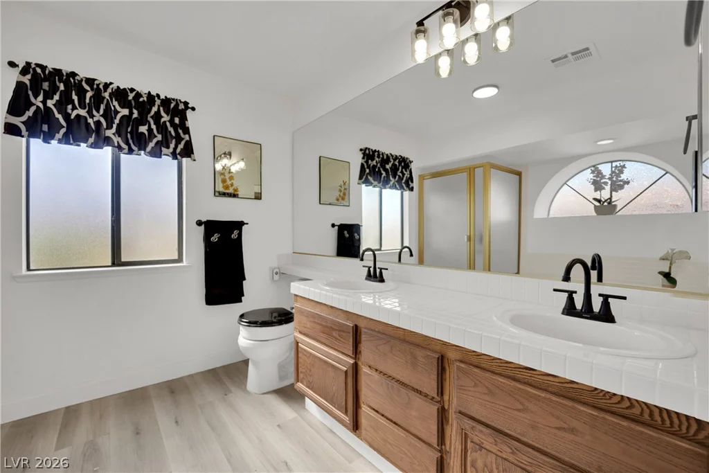571 Cervantes, Henderson, NV 89014