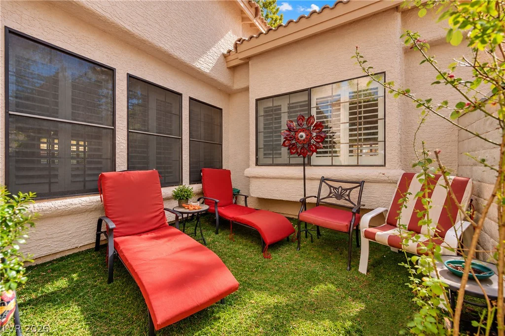 571 Cervantes, Henderson, NV 89014
