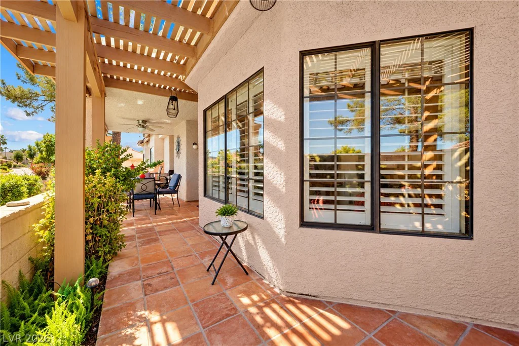571 Cervantes, Henderson, NV 89014