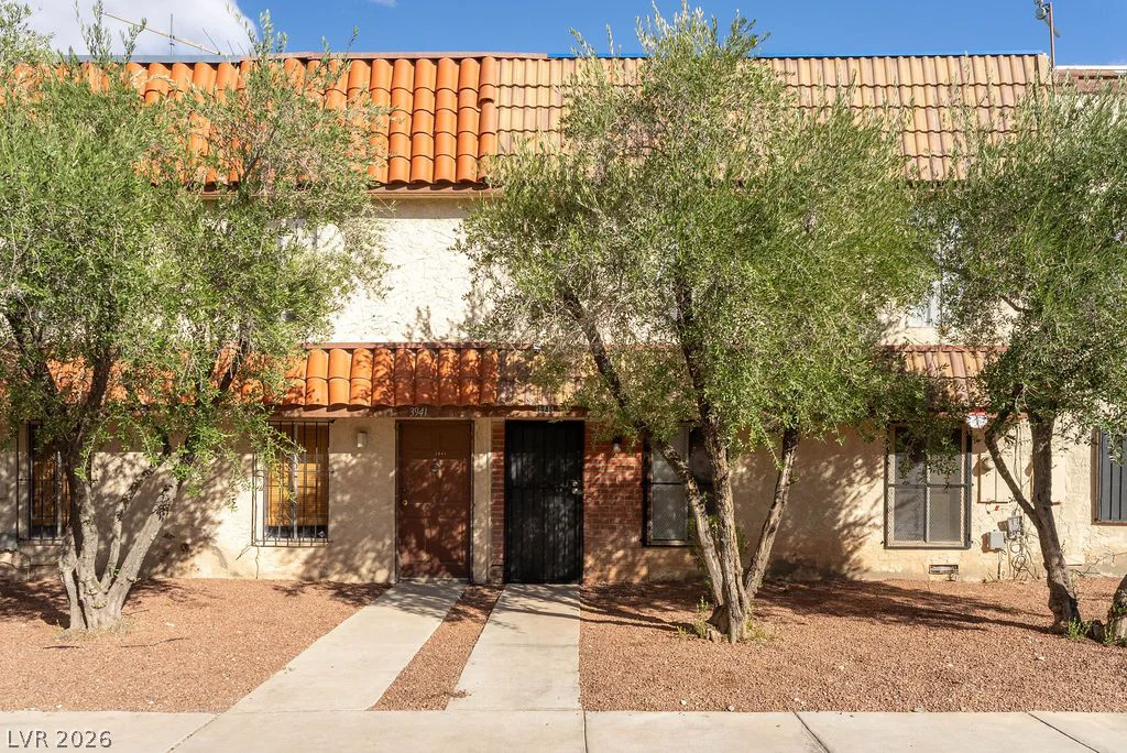 3945 Visby, Las Vegas, NV 89119