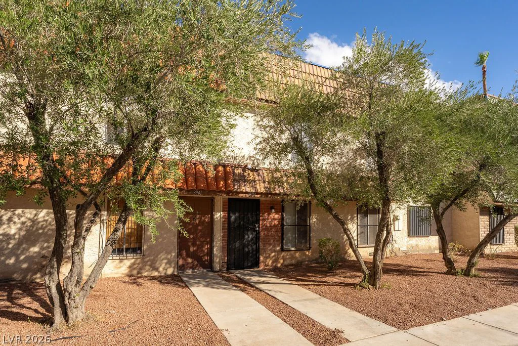 3945 Visby, Las Vegas, NV 89119