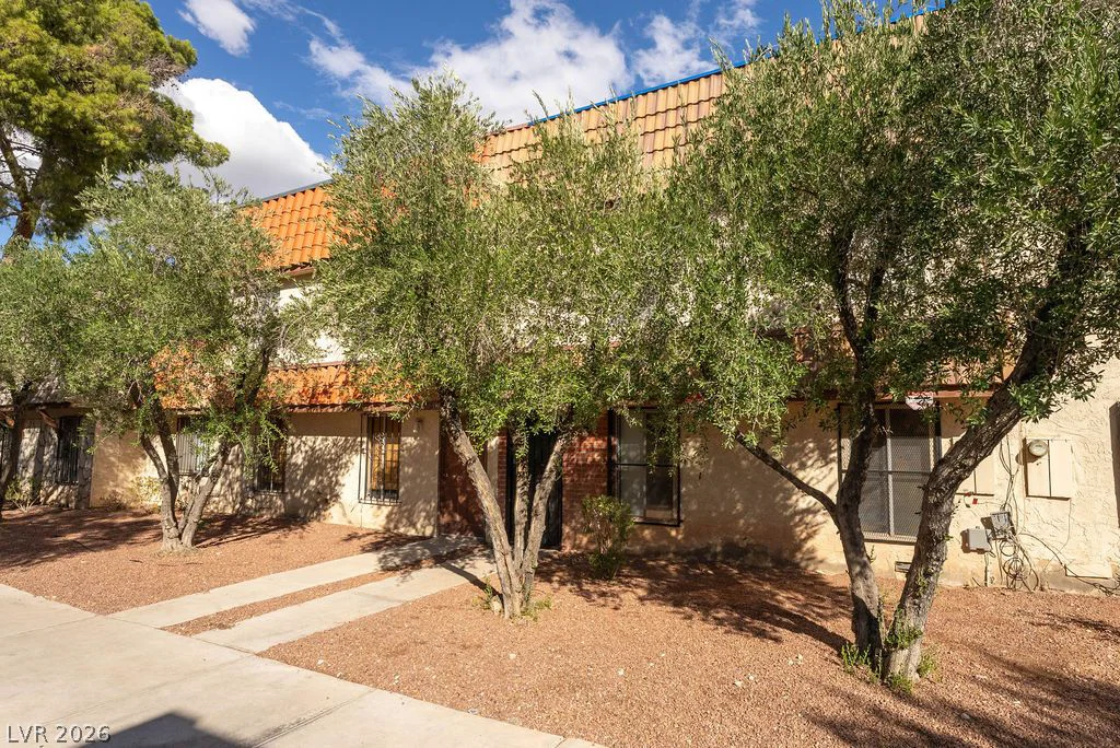 3945 Visby, Las Vegas, NV 89119