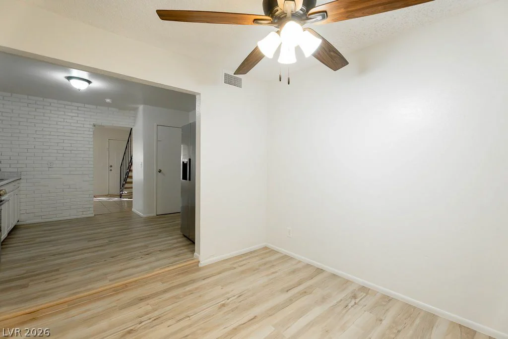 3945 Visby, Las Vegas, NV 89119