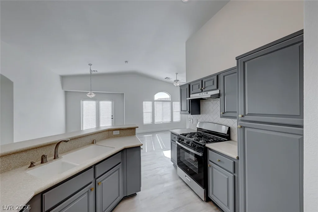 9965 Government Point, Las Vegas, NV 89183