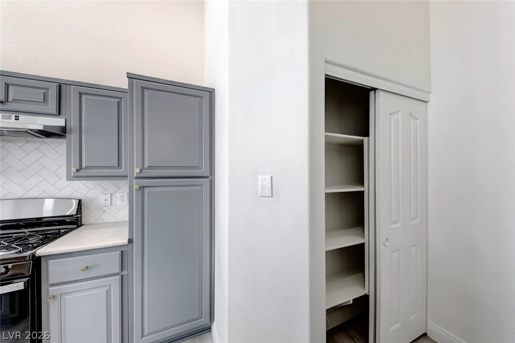 9965 Government Point, Las Vegas, NV 89183