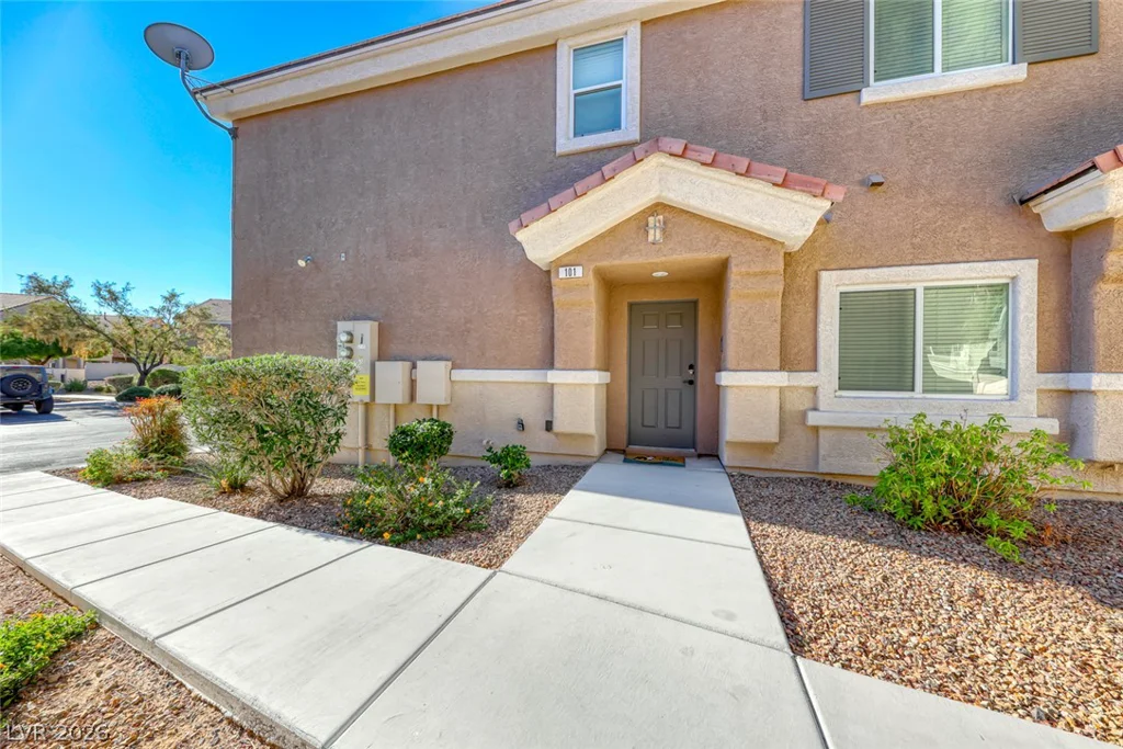 9965 Government Point, Las Vegas, NV 89183