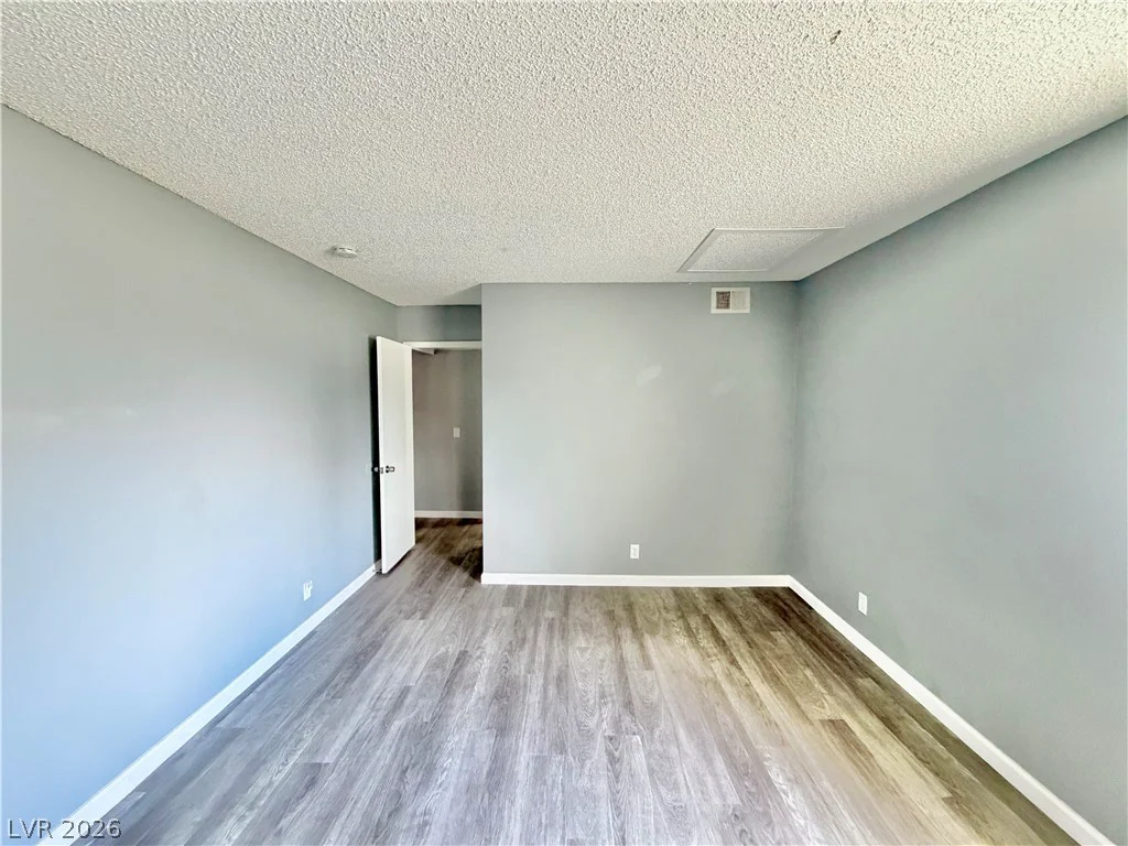 3151 Soaring Gulls, Las Vegas, NV 89128