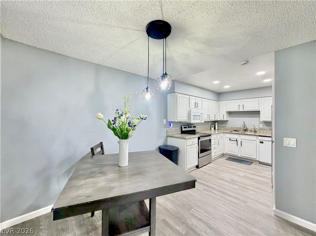 3151 Soaring Gulls, Las Vegas, NV 89128