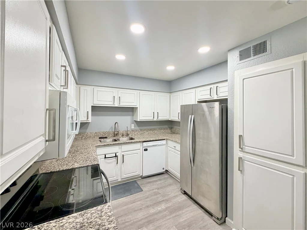 3151 Soaring Gulls, Las Vegas, NV 89128
