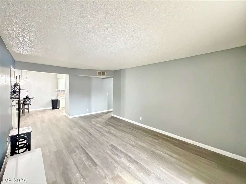 3151 Soaring Gulls, Las Vegas, NV 89128