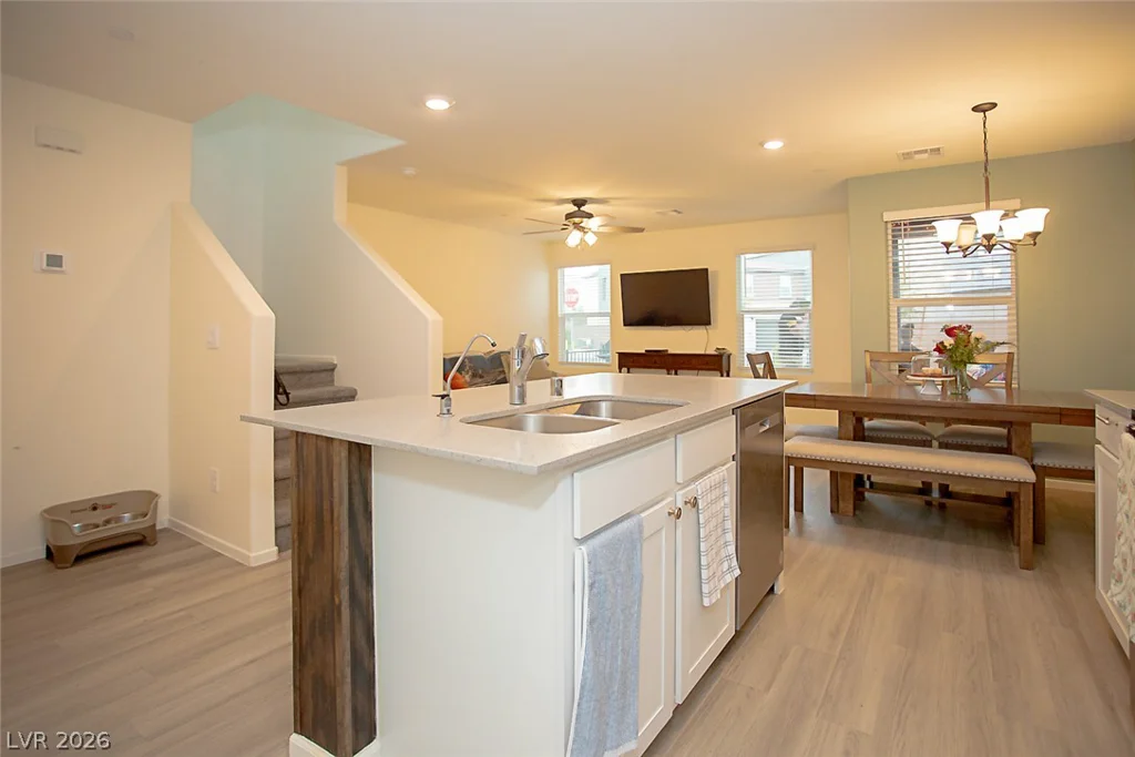 1622 Dom River, North Las Vegas, NV 89084