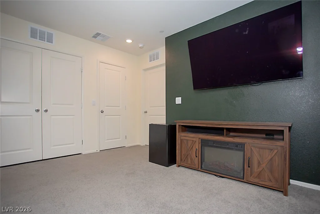 1622 Dom River, North Las Vegas, NV 89084