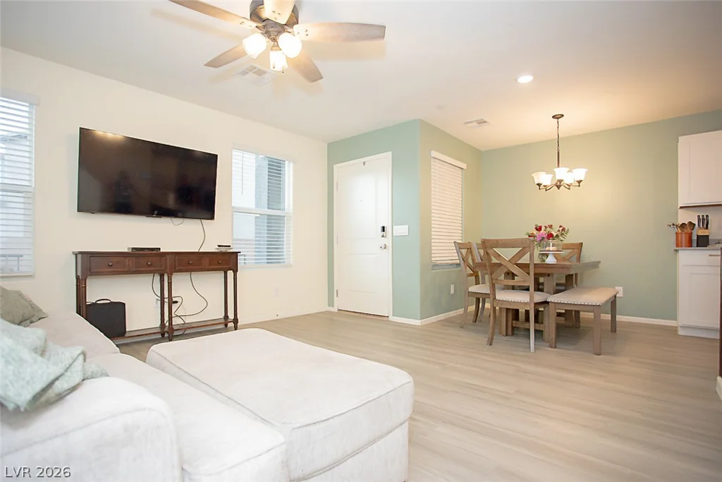 1622 Dom River, North Las Vegas, NV 89084