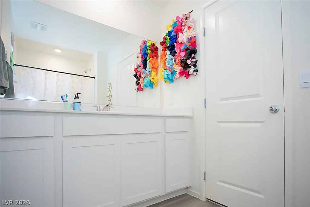 1622 Dom River, North Las Vegas, NV 89084