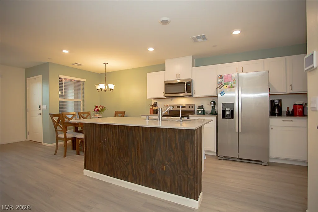 1622 Dom River, North Las Vegas, NV 89084
