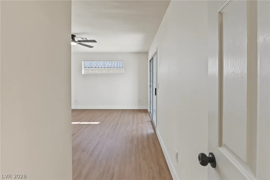 2041 Willowbury, Las Vegas, NV 89108
