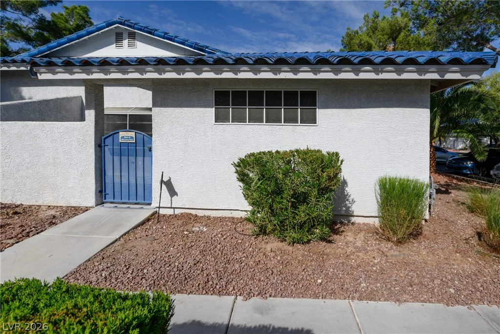 2041 Willowbury, Las Vegas, NV 89108