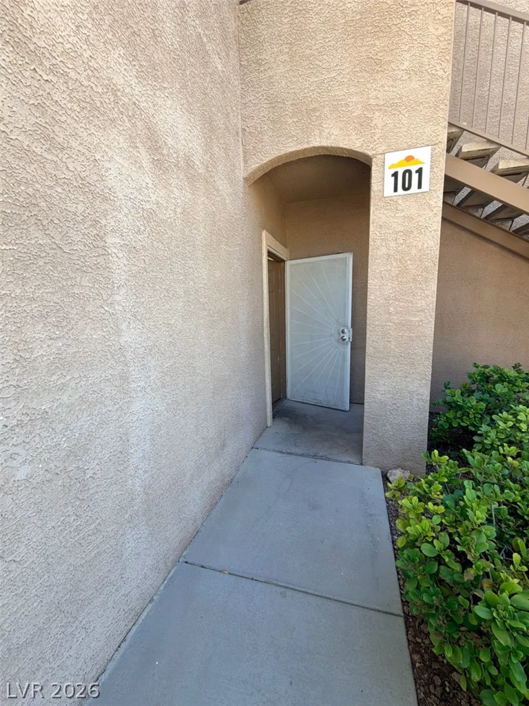 9470 Peace, Las Vegas, NV 89147