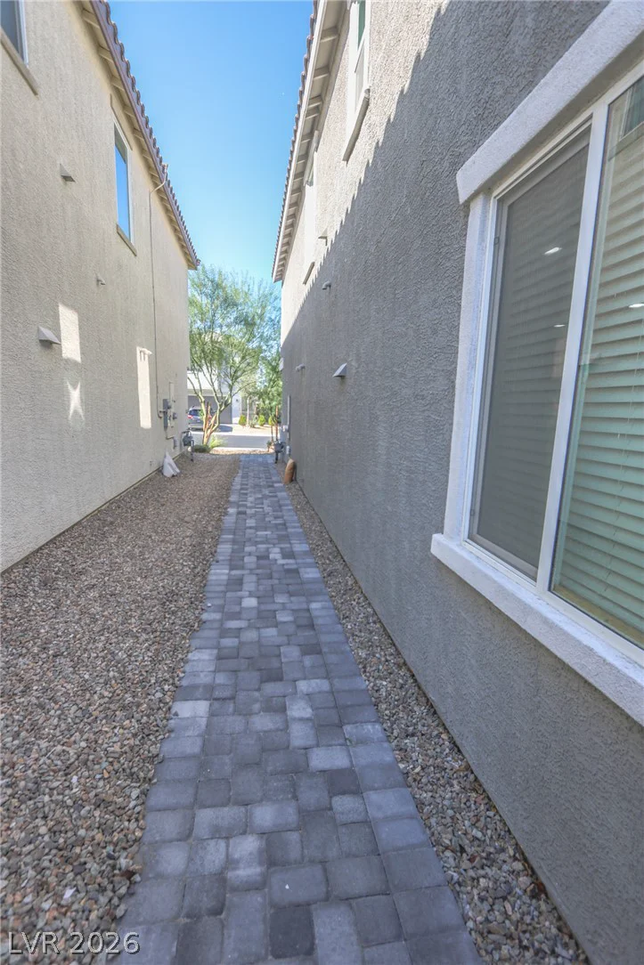 10048 Spelter, Las Vegas, NV 89183