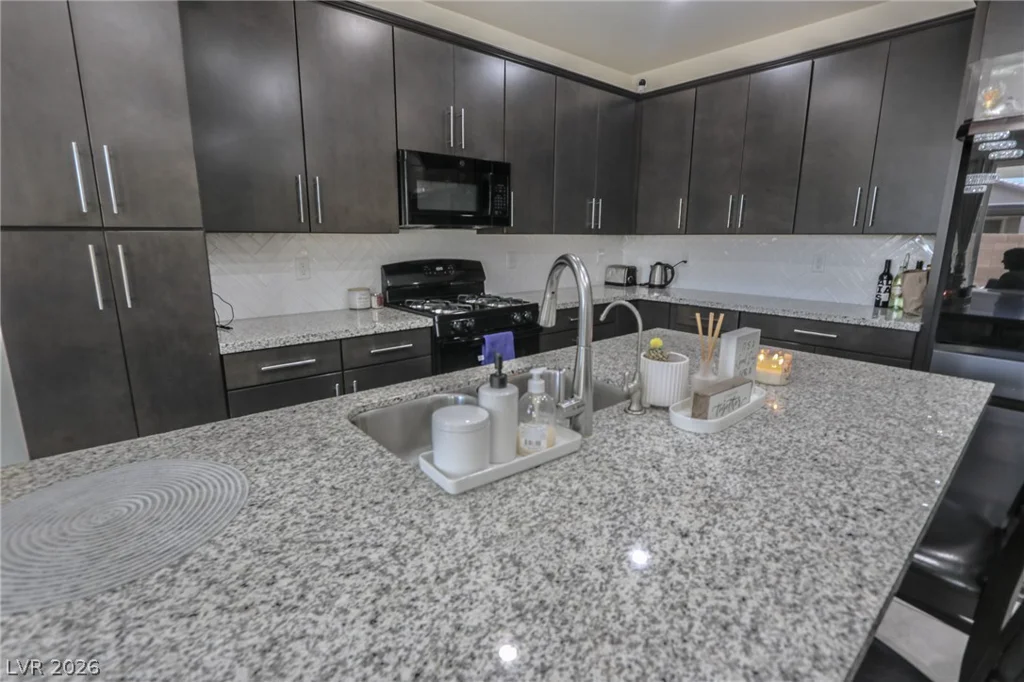 10048 Spelter, Las Vegas, NV 89183