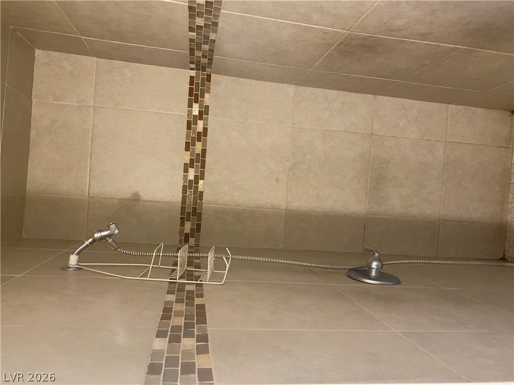 1925 Bruce, North Las Vegas, NV 89030