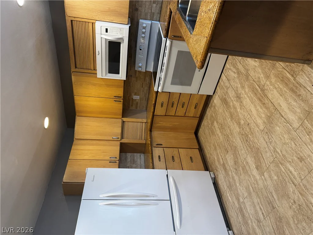 1925 Bruce, North Las Vegas, NV 89030