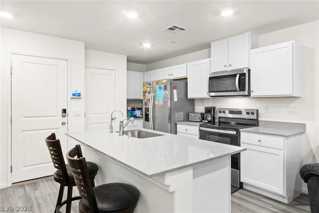 6921 Honor Hill, Las Vegas, NV 89166