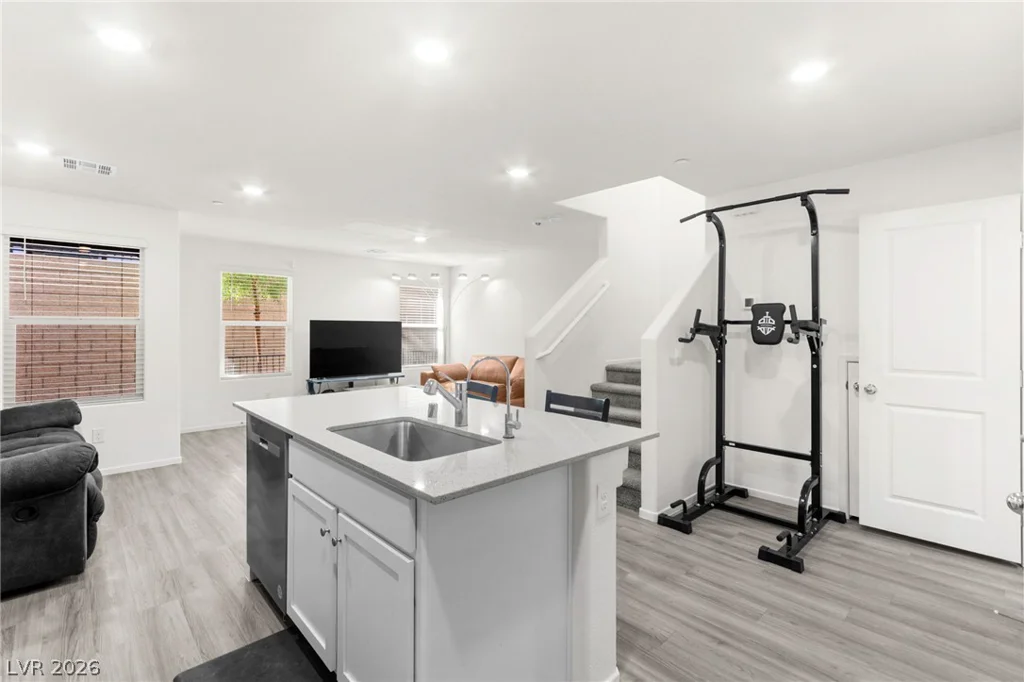 6921 Honor Hill, Las Vegas, NV 89166