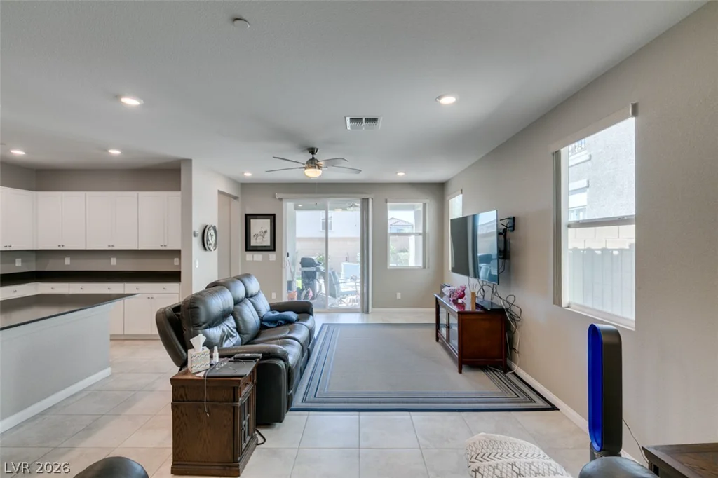 8359 Vinamala, Las Vegas, NV 89149