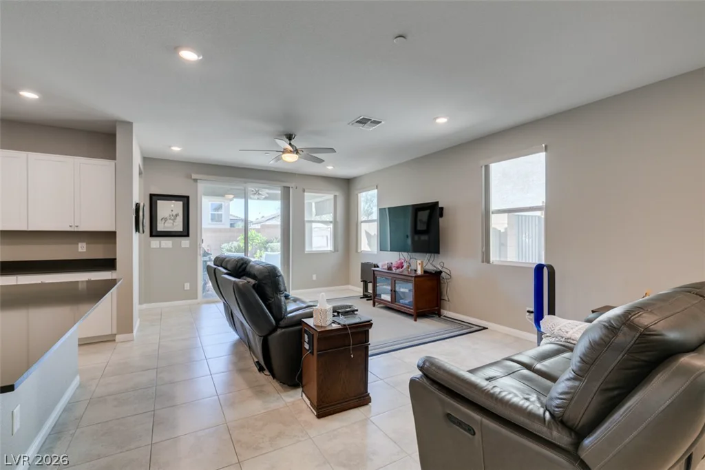 8359 Vinamala, Las Vegas, NV 89149