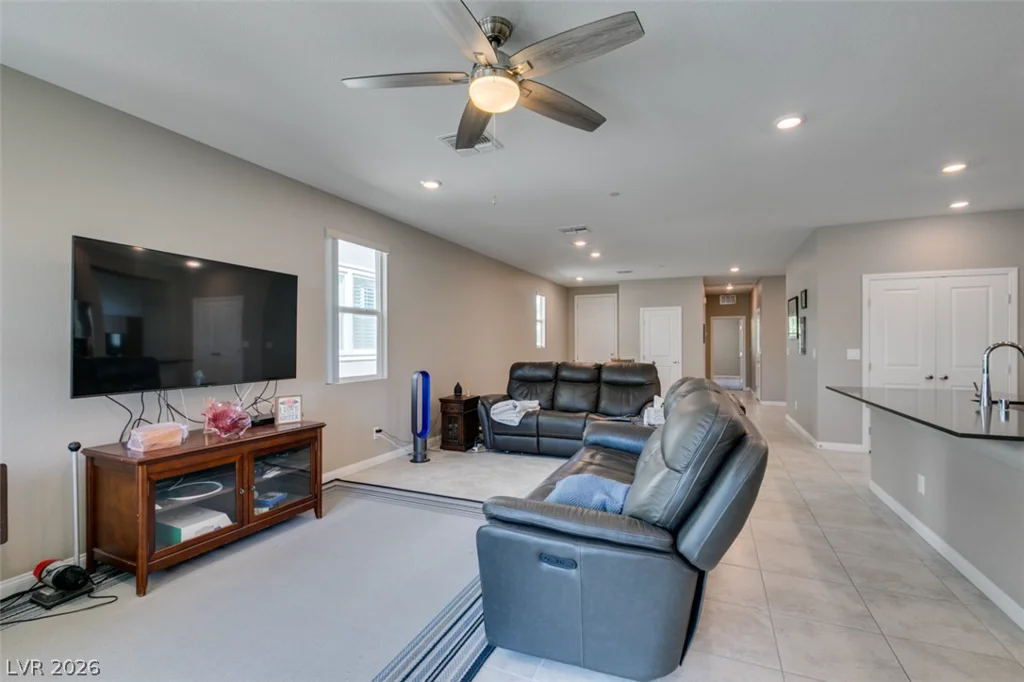 8359 Vinamala, Las Vegas, NV 89149