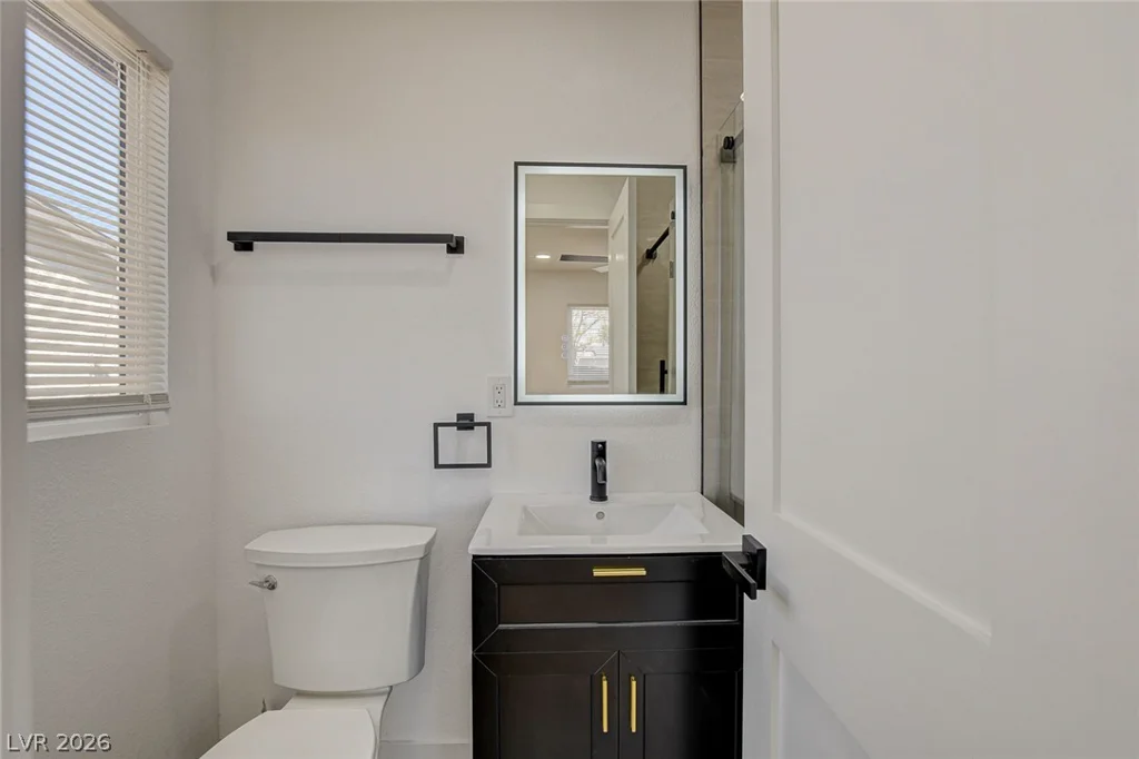 909 Mezpah, Las Vegas, NV 89106
