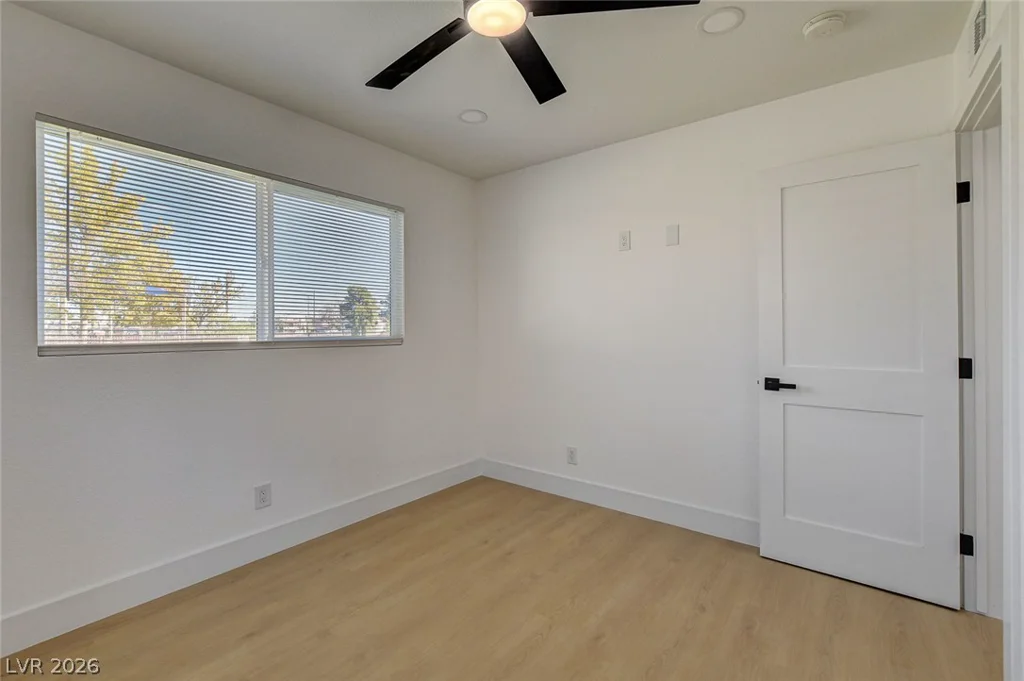 909 Mezpah, Las Vegas, NV 89106
