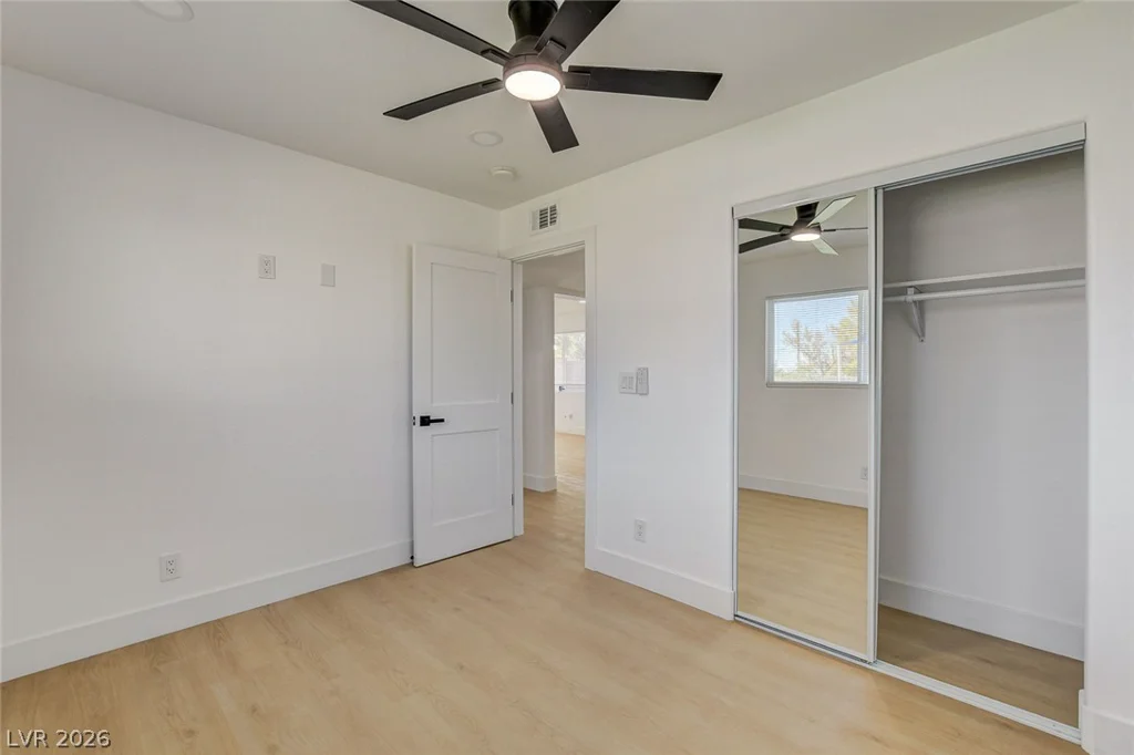 909 Mezpah, Las Vegas, NV 89106