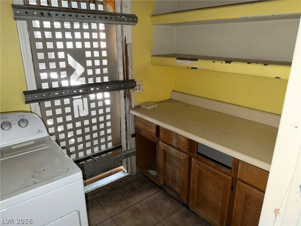 4525 Ogden, Las Vegas, NV 89110
