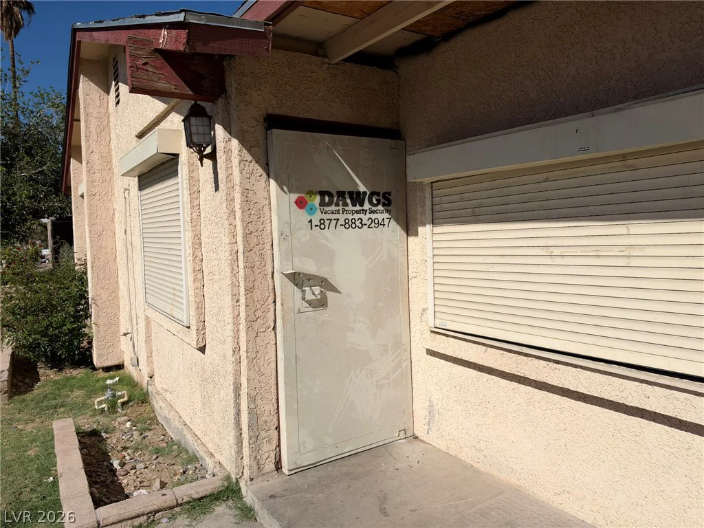 4525 Ogden, Las Vegas, NV 89110