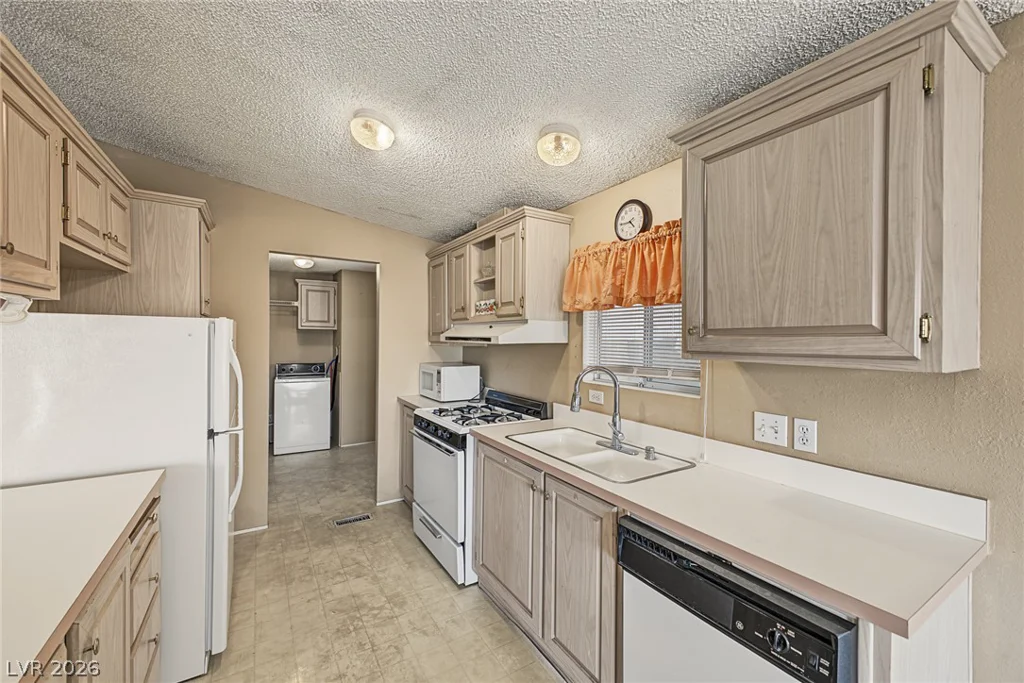 512 Mona, Henderson, NV 89015