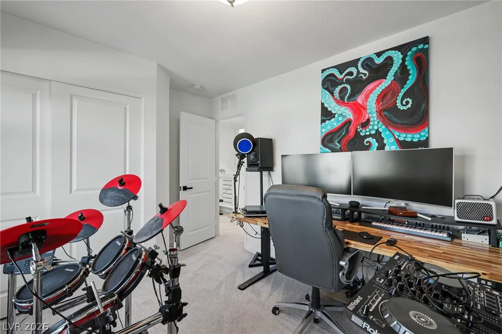 7761 Misty Oaks, Las Vegas, NV 89113